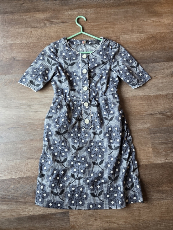 Orla Kiely Dresses & Skirts - Orla Kiely Grey Floral Button Front Womens Dress size 2